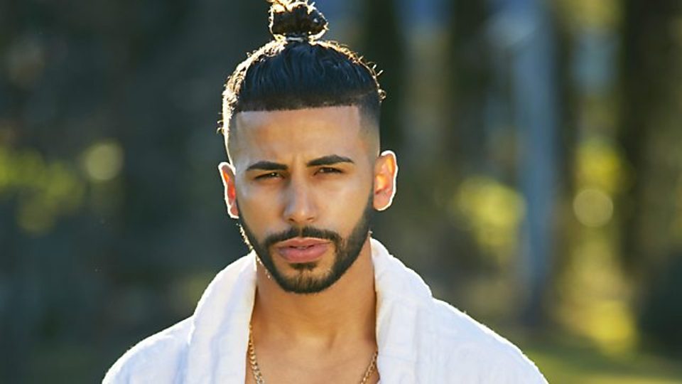 How tall is Adam Saleh?